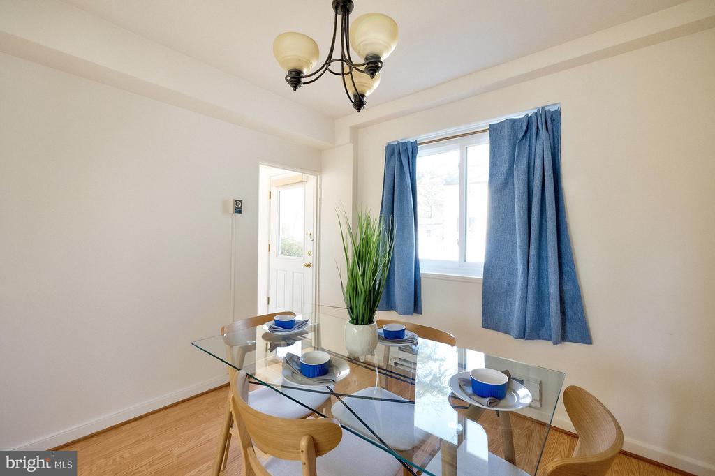 58-M Crescent Rd