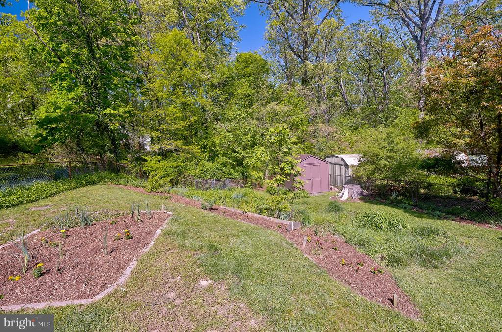 50-F Ridge Rd