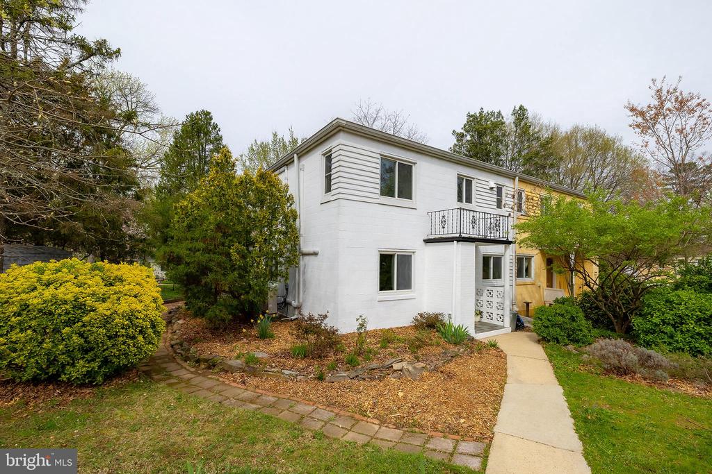 27-B Ridge Rd