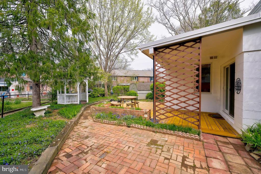 27-B Ridge Rd