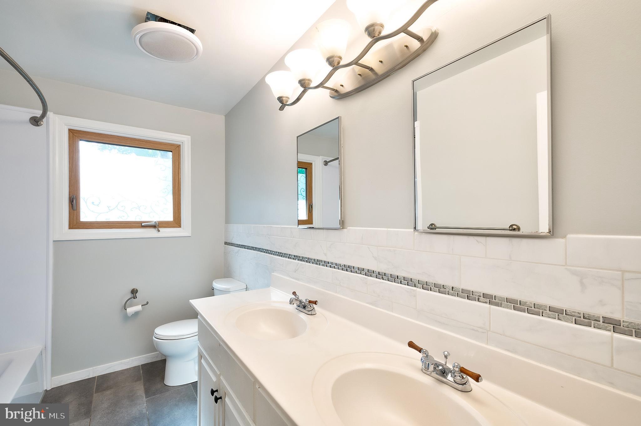 106 Tamarisk Ct