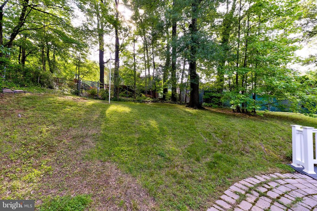 106 Tamarisk Ct