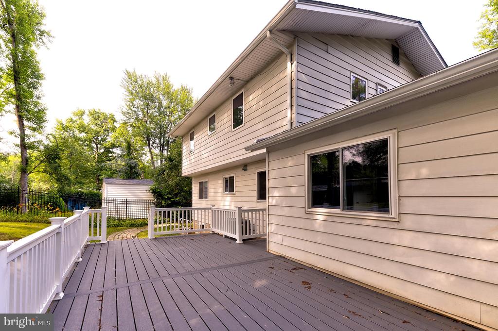 106 Tamarisk Ct