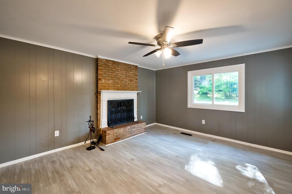 106 Tamarisk Ct