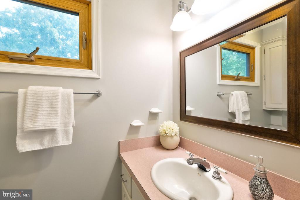 106 Tamarisk Ct