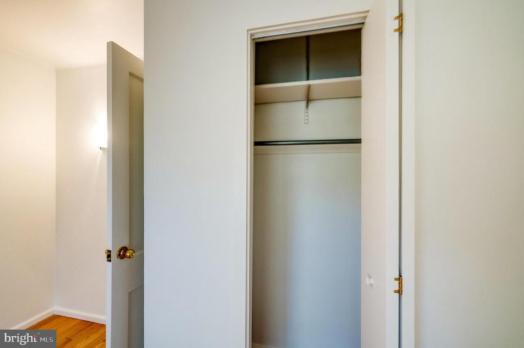 6-F Research Rd