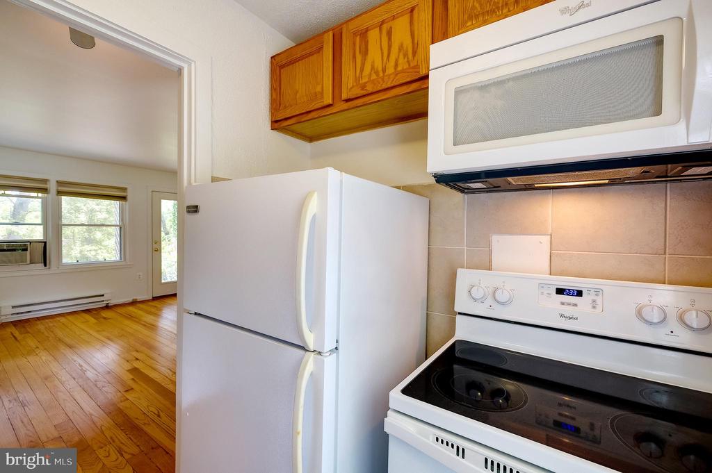 6-F Research Rd