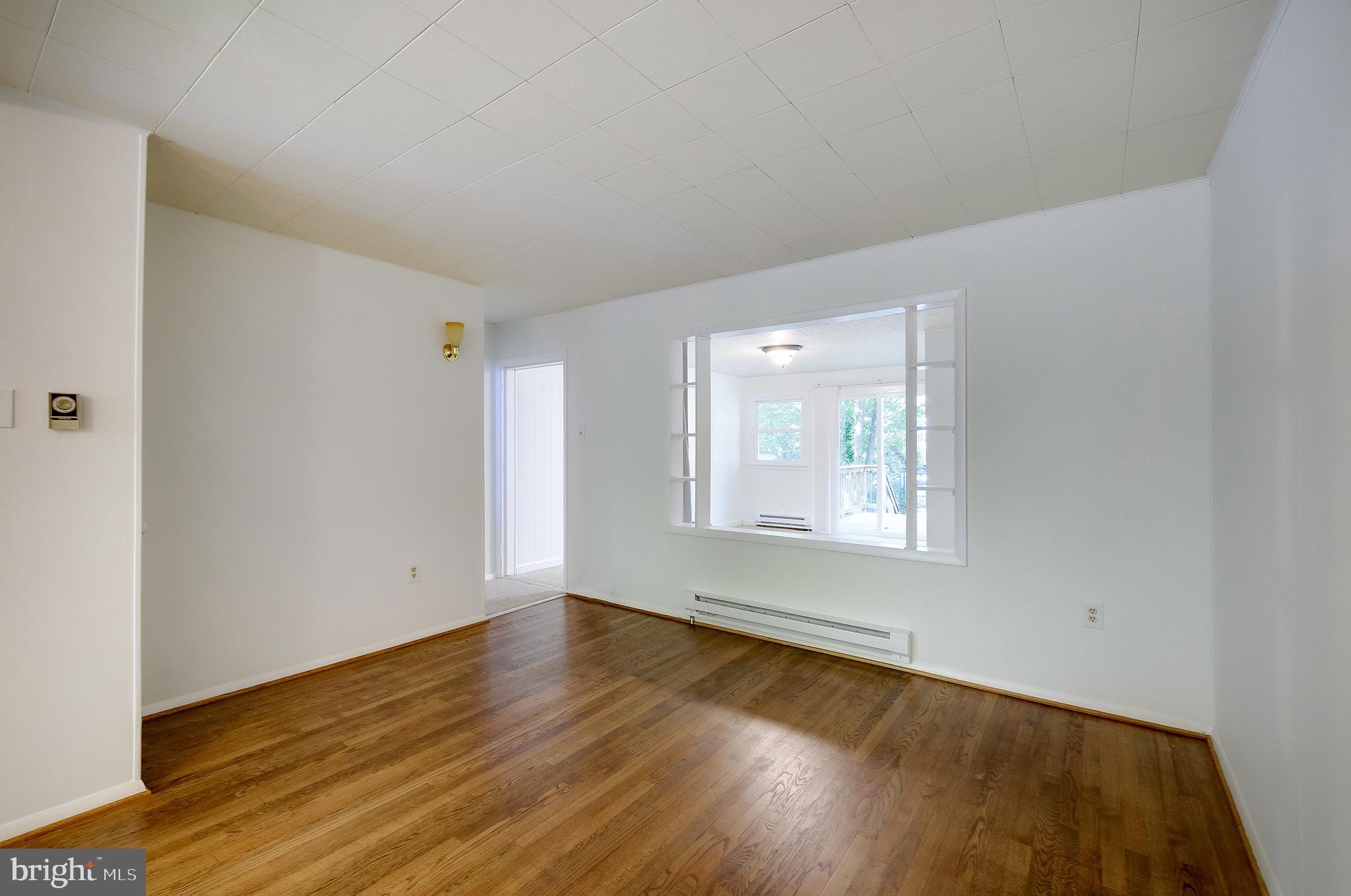 16 RIDGE ROAD N