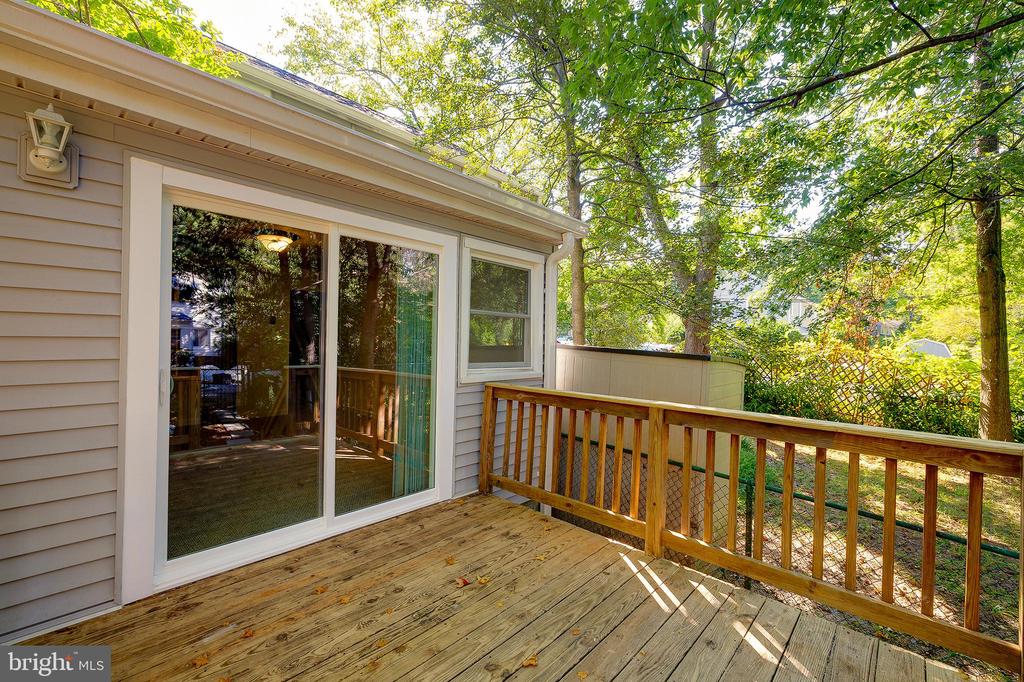 16 RIDGE ROAD N