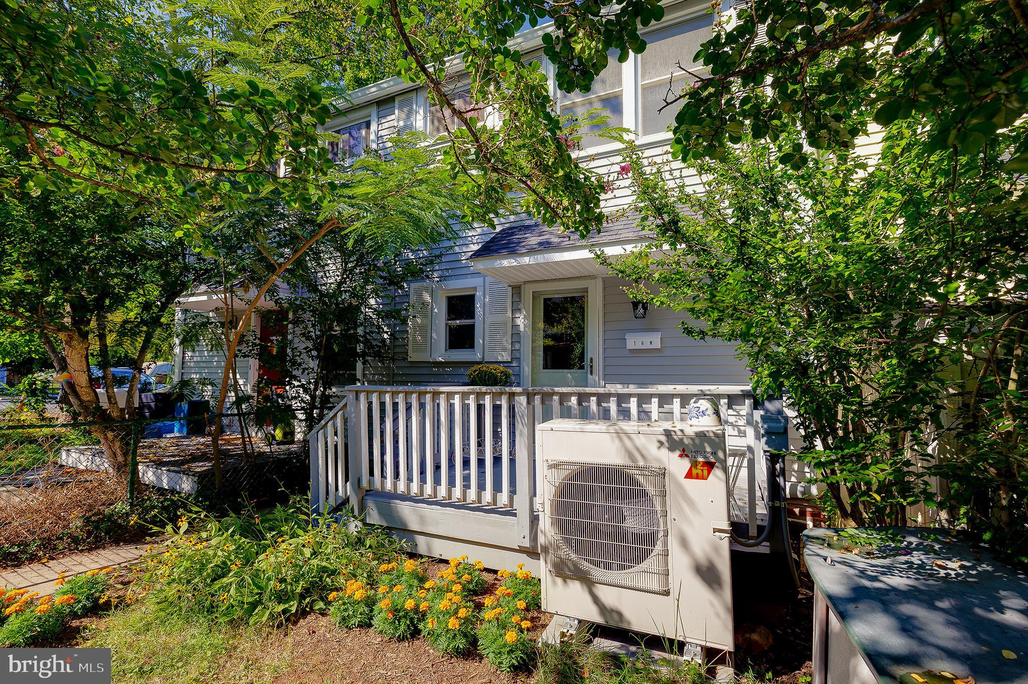 16 RIDGE ROAD N