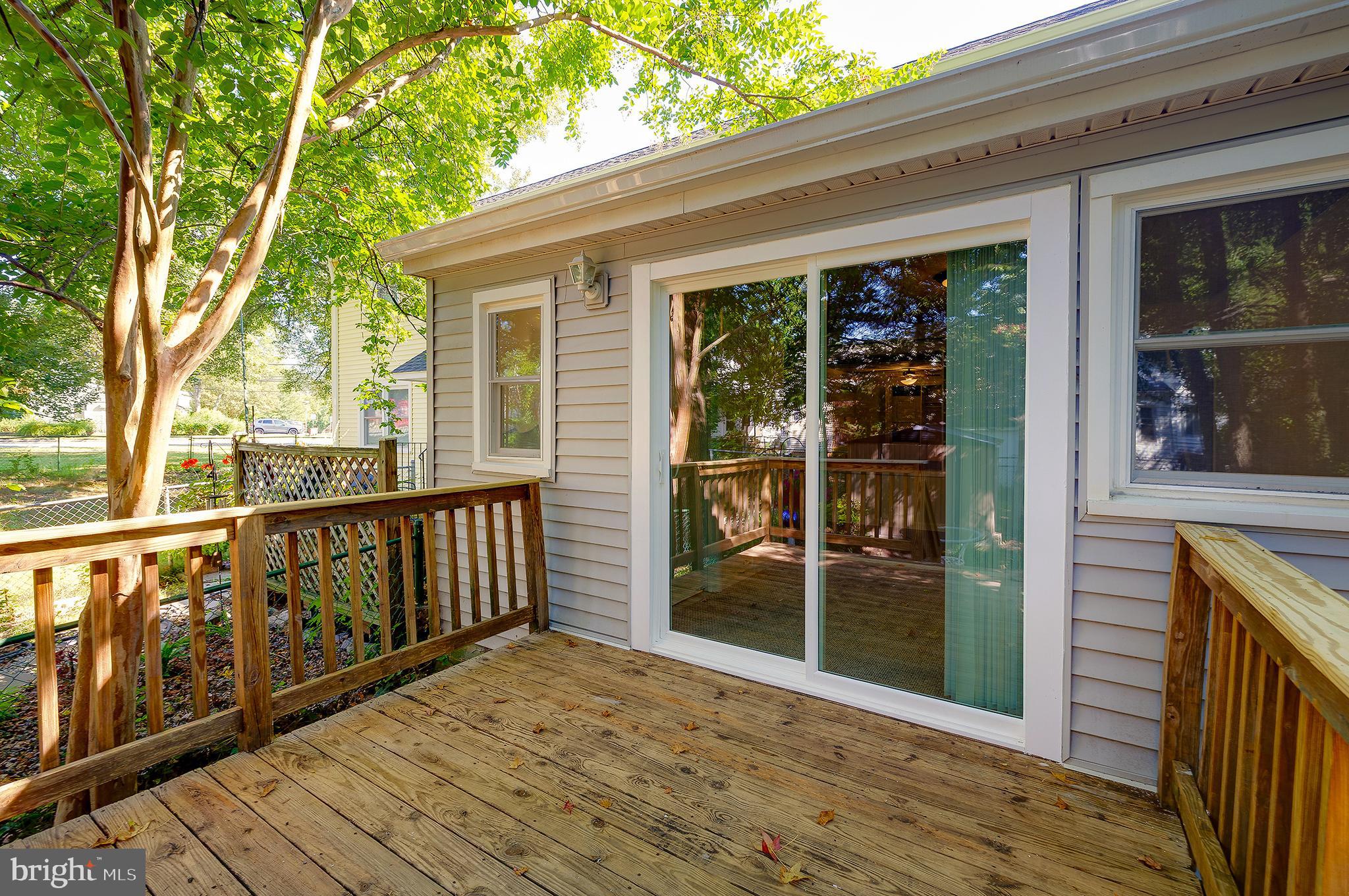 16 RIDGE ROAD N