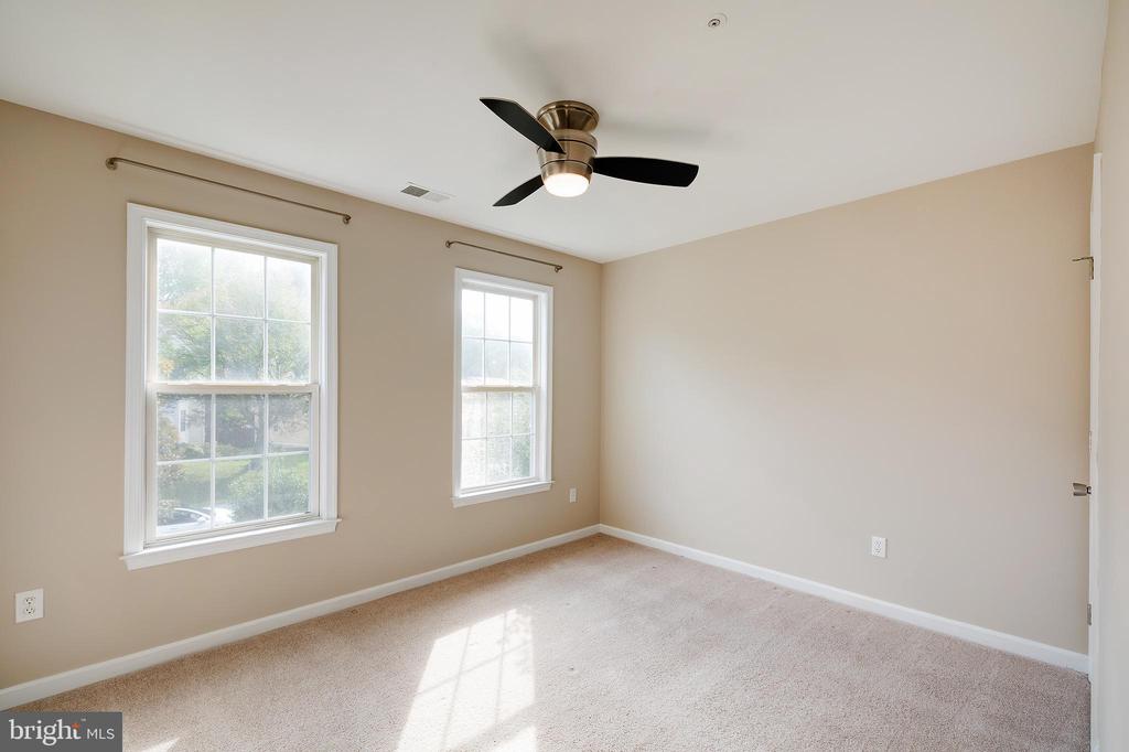 7428 QUAIL RIDGE LANE