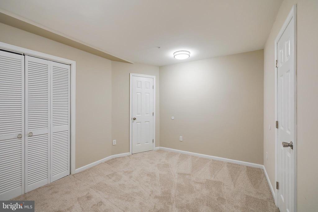 7428 QUAIL RIDGE LANE