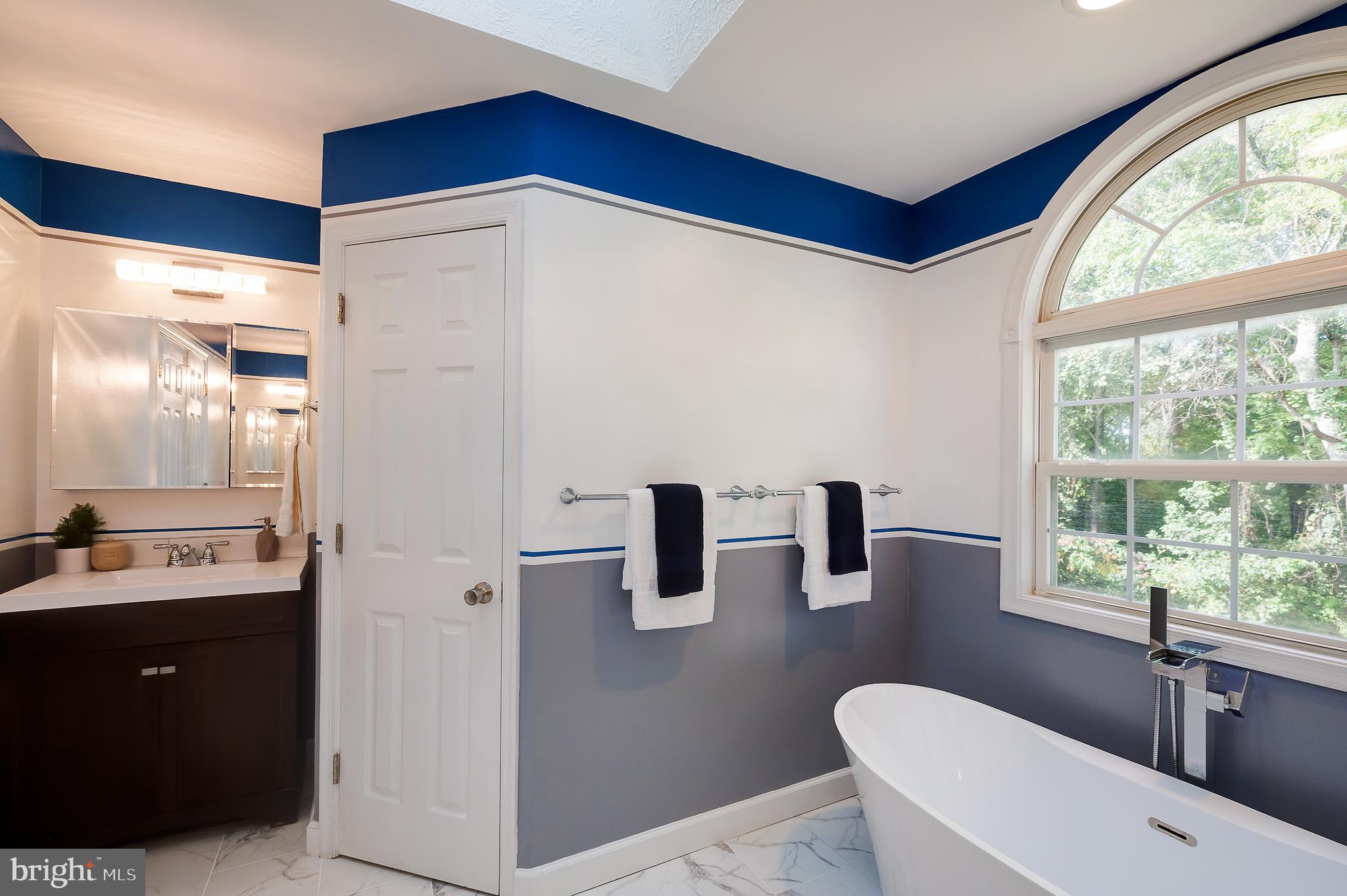 7428 QUAIL RIDGE LANE