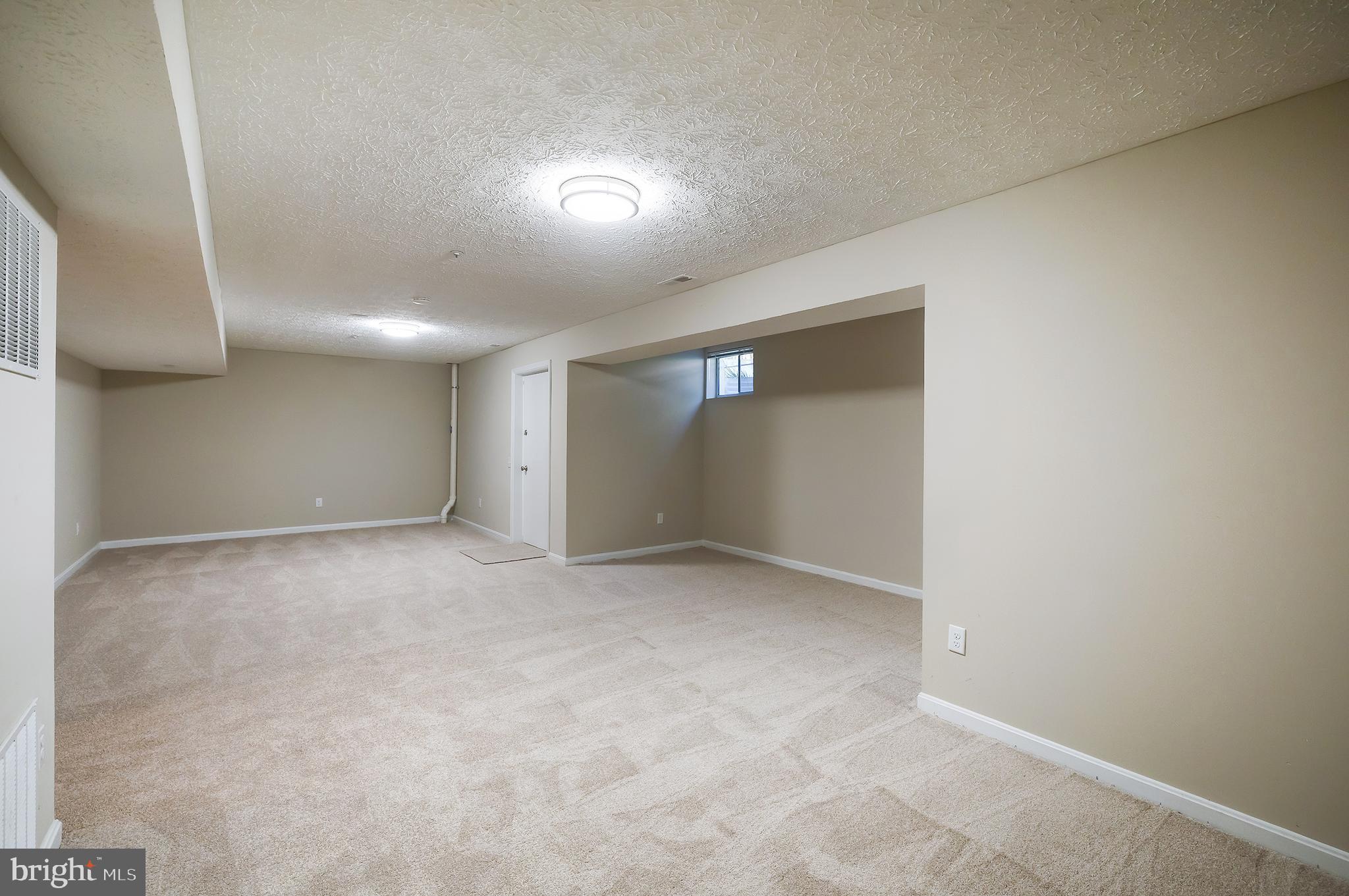 7428 QUAIL RIDGE LANE