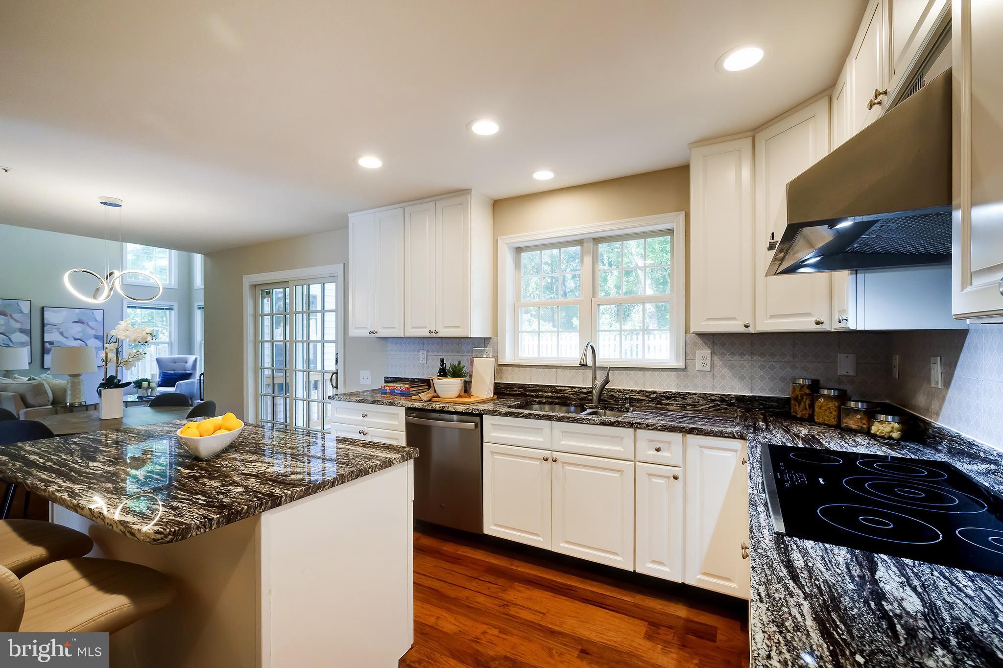 7428 QUAIL RIDGE LANE