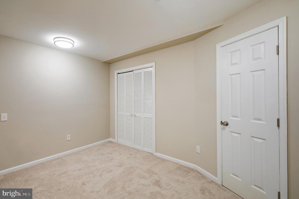 7428 QUAIL RIDGE LANE