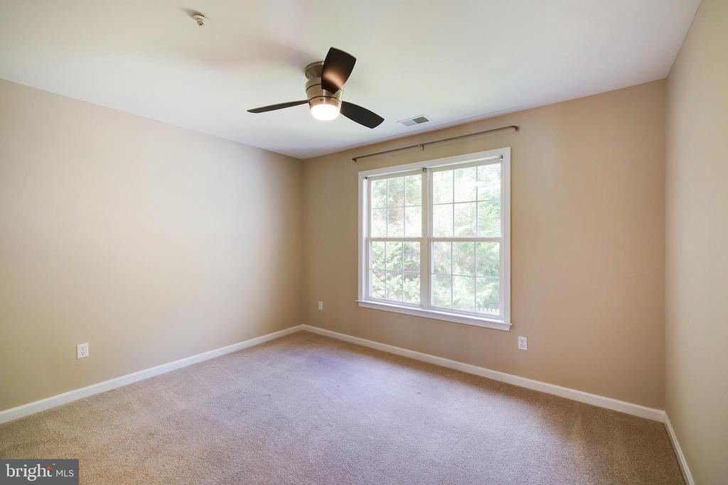 7428 QUAIL RIDGE LANE