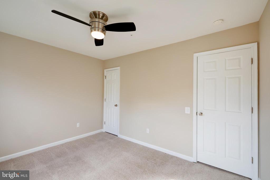 7428 QUAIL RIDGE LANE