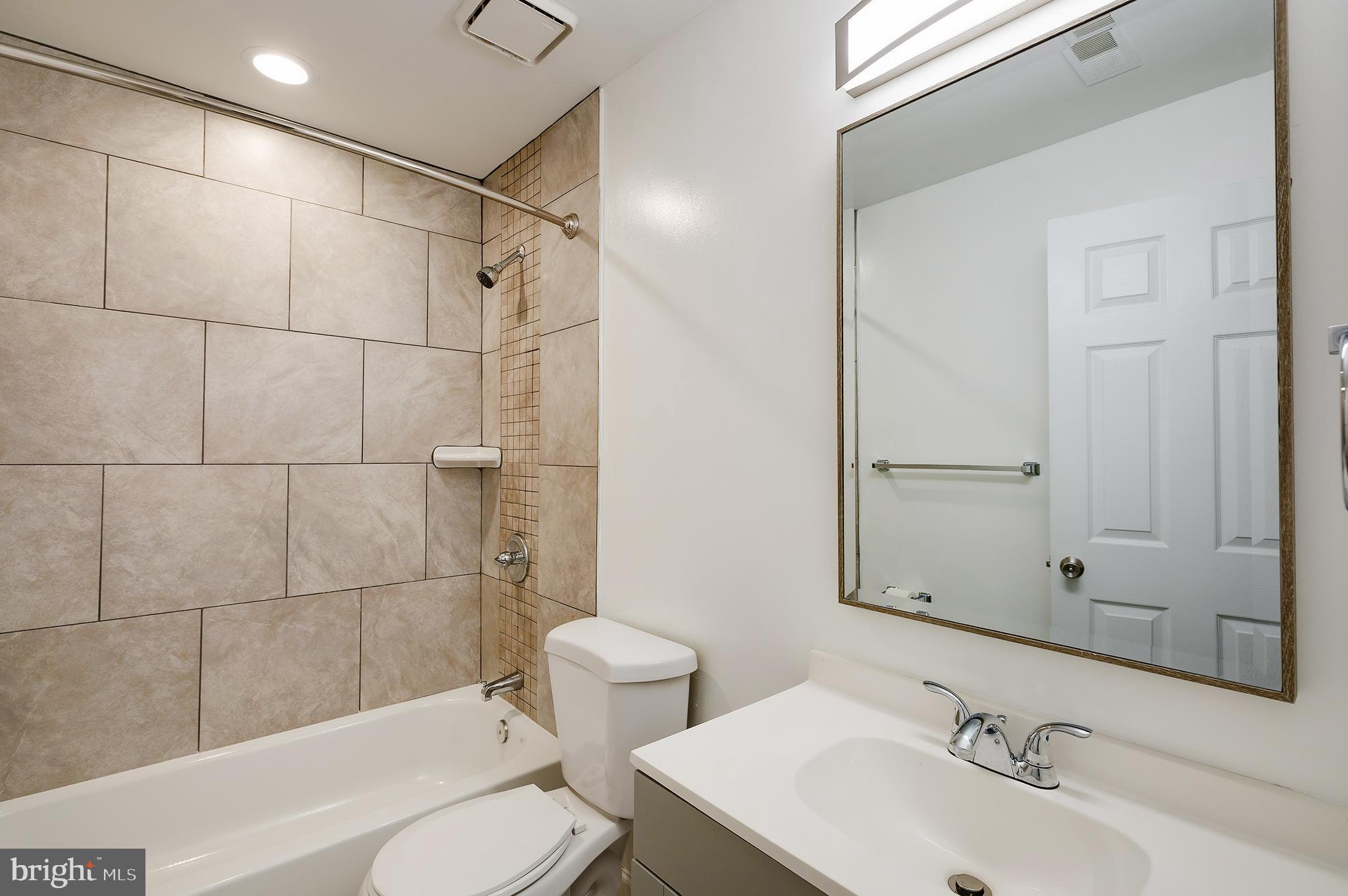 7428 QUAIL RIDGE LANE