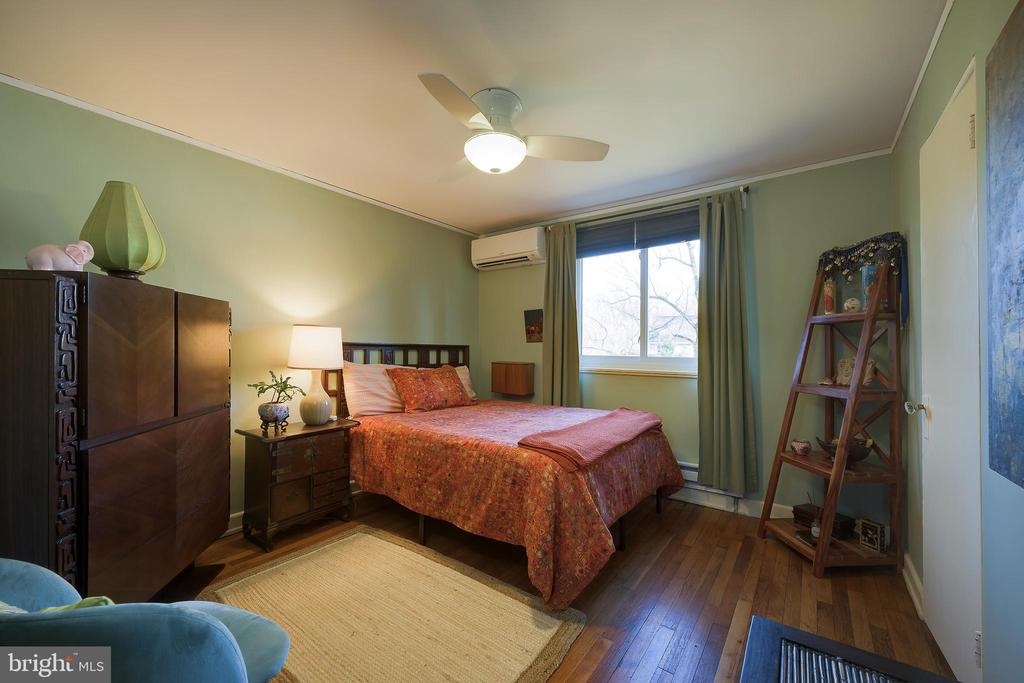1 NORTHWAY F