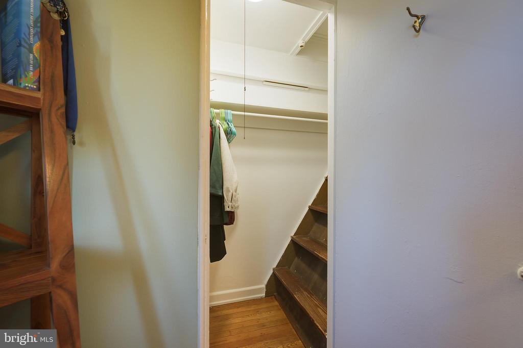1 NORTHWAY F