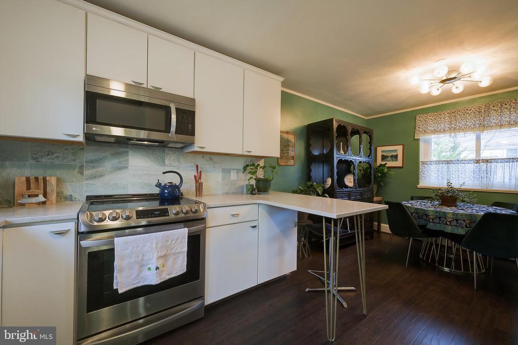 1 NORTHWAY F