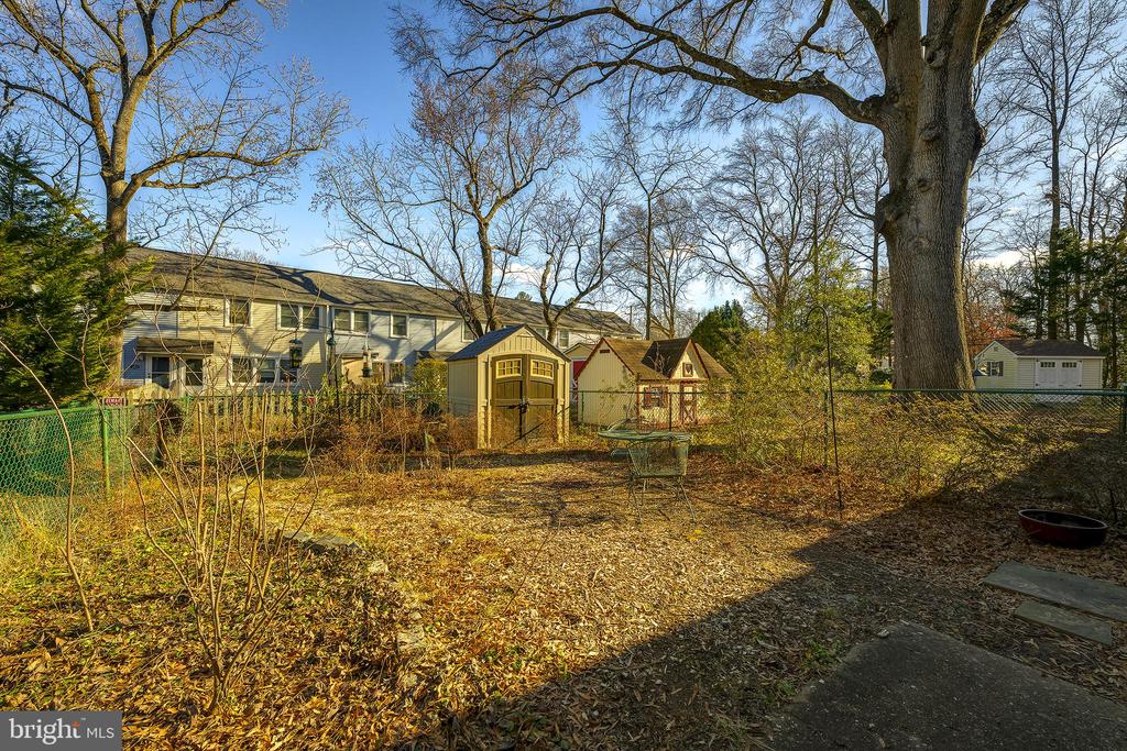1 NORTHWAY F