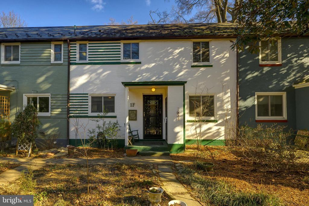 1 NORTHWAY F