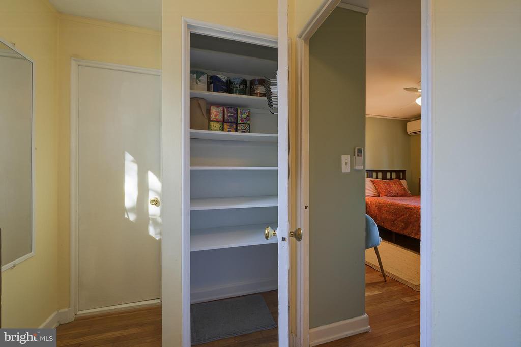 1 NORTHWAY F