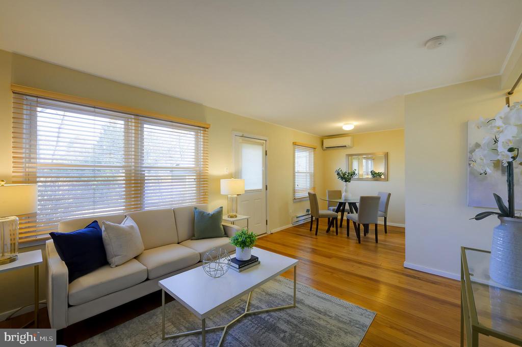 8 SOUTHWAY L