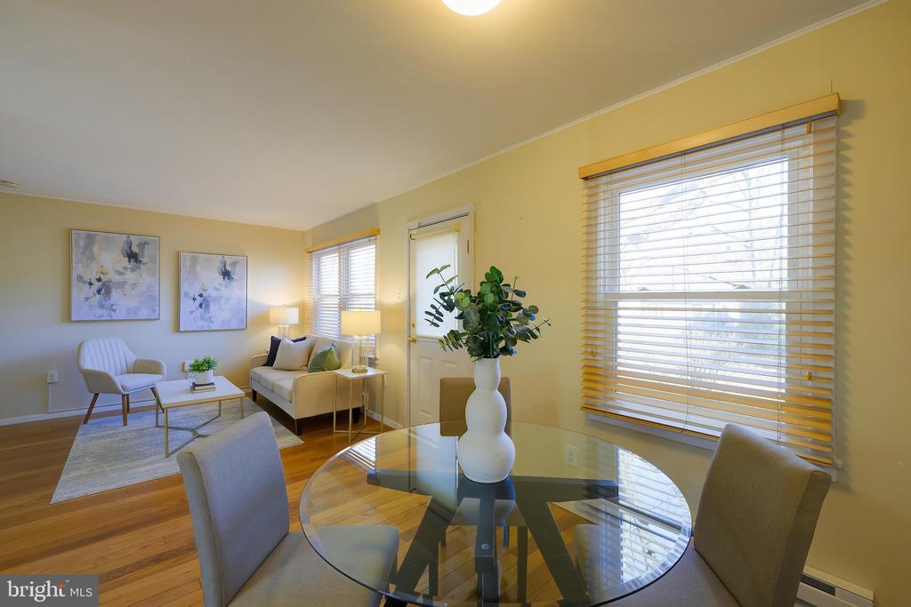 8 SOUTHWAY L