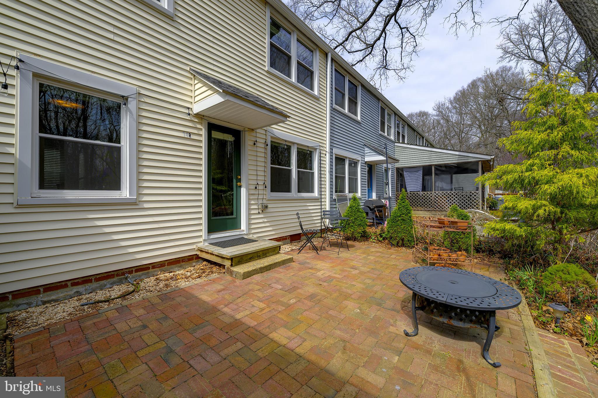 14 LAUREL HILL ROAD R