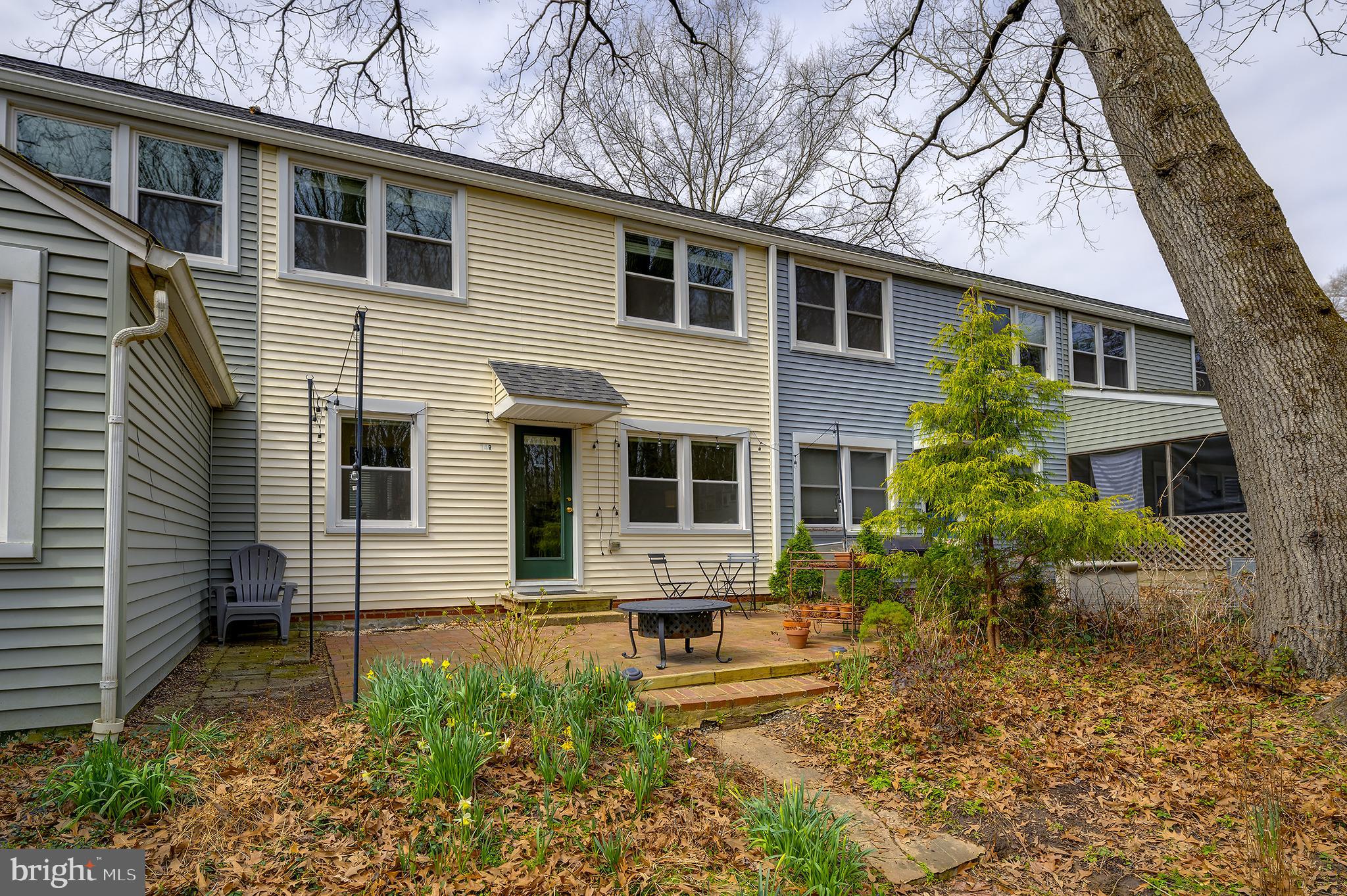 14 LAUREL HILL ROAD R