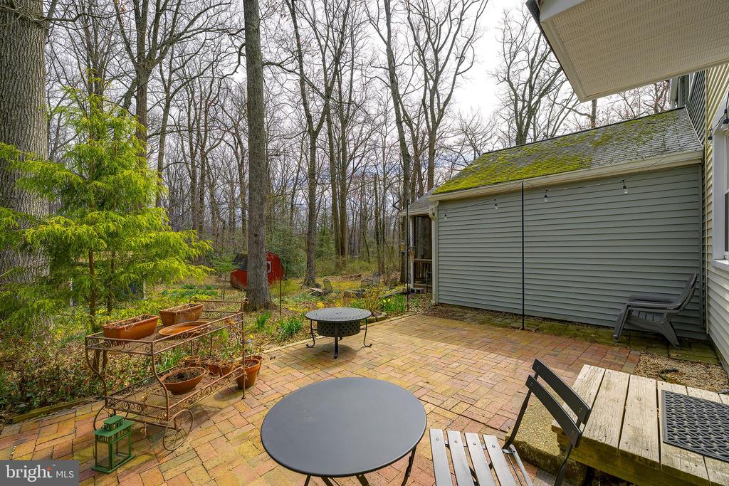 14 LAUREL HILL ROAD R