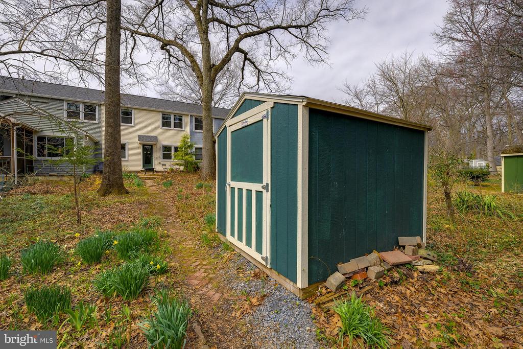 14 LAUREL HILL ROAD R