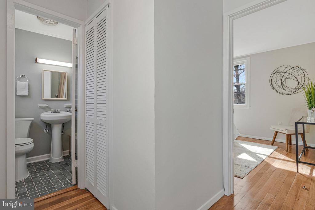 36 RIDGE ROAD M