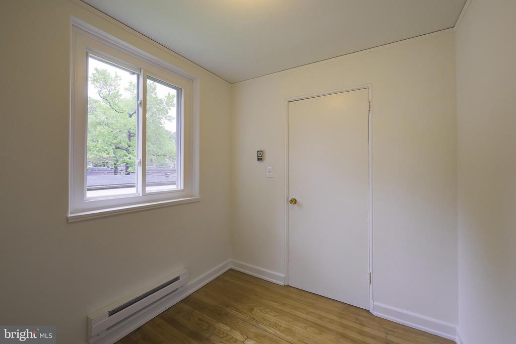 2 GARDENWAY C