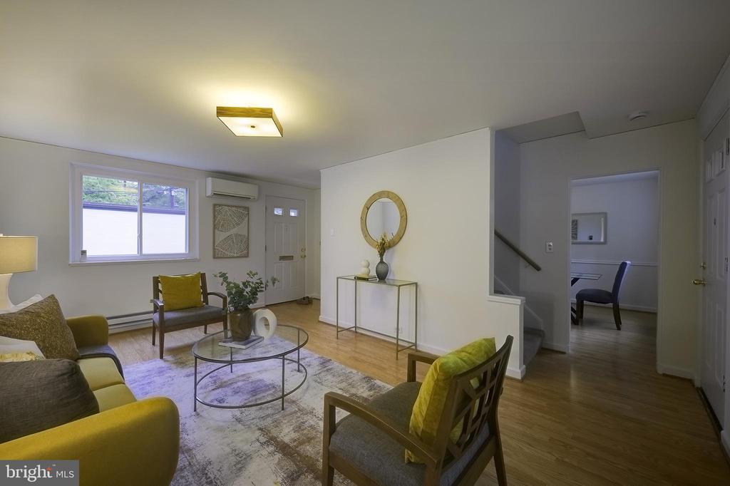 2 GARDENWAY C