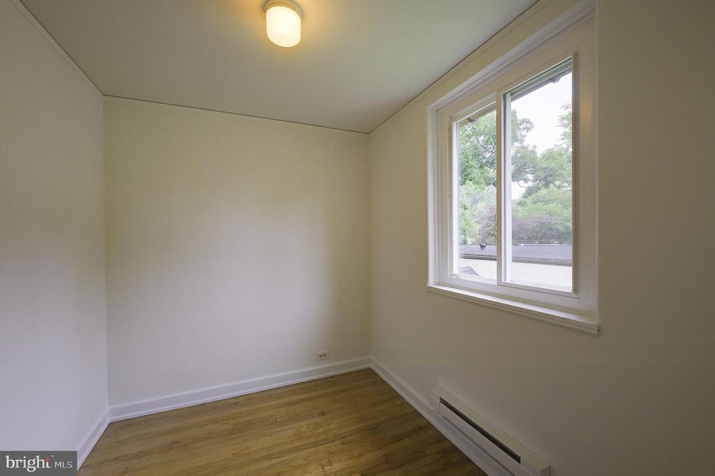 2 GARDENWAY C