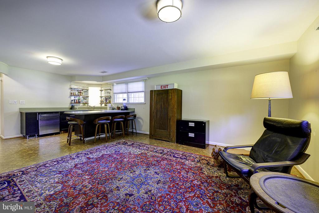 5 OLIVEWOOD COURT