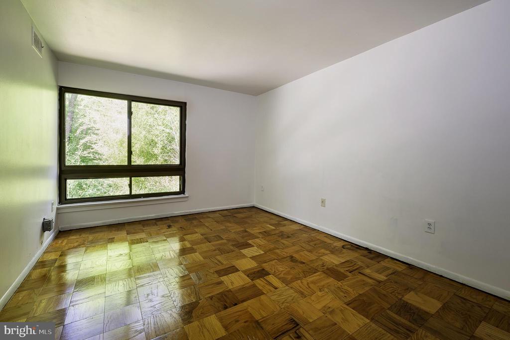 8419 GREENBELT ROAD Unit: 101