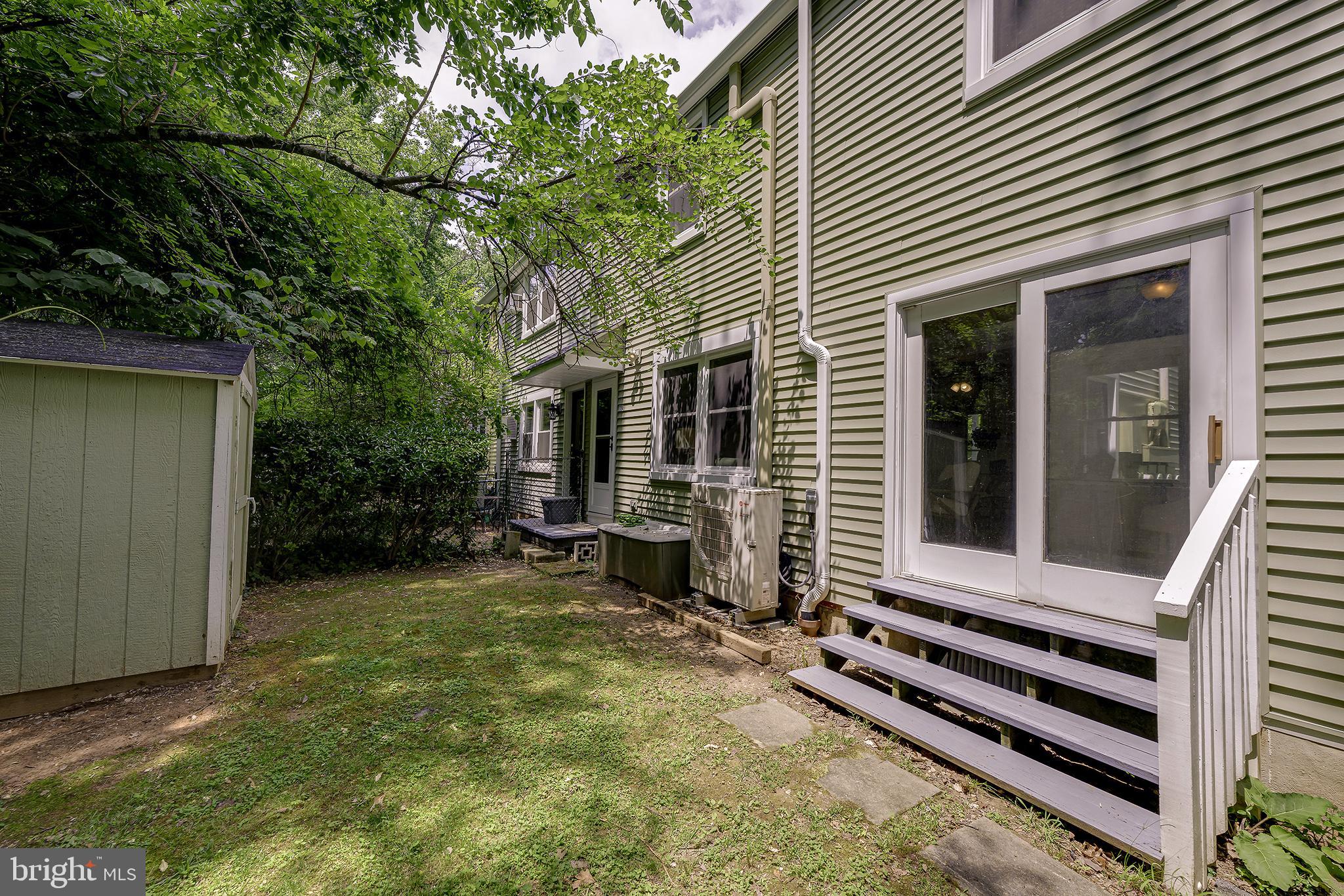 19 HILLSIDE ROAD A