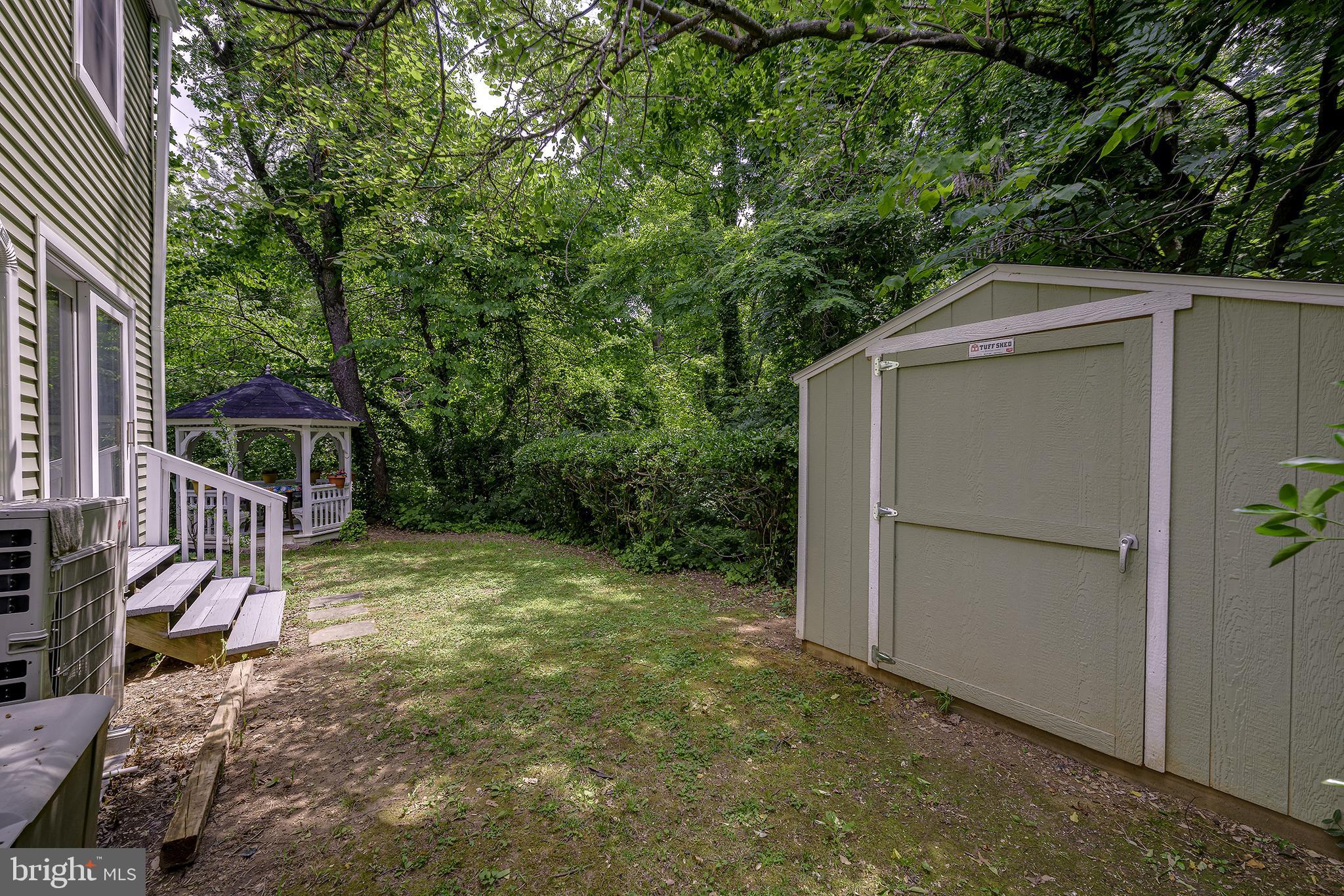 19 HILLSIDE ROAD A