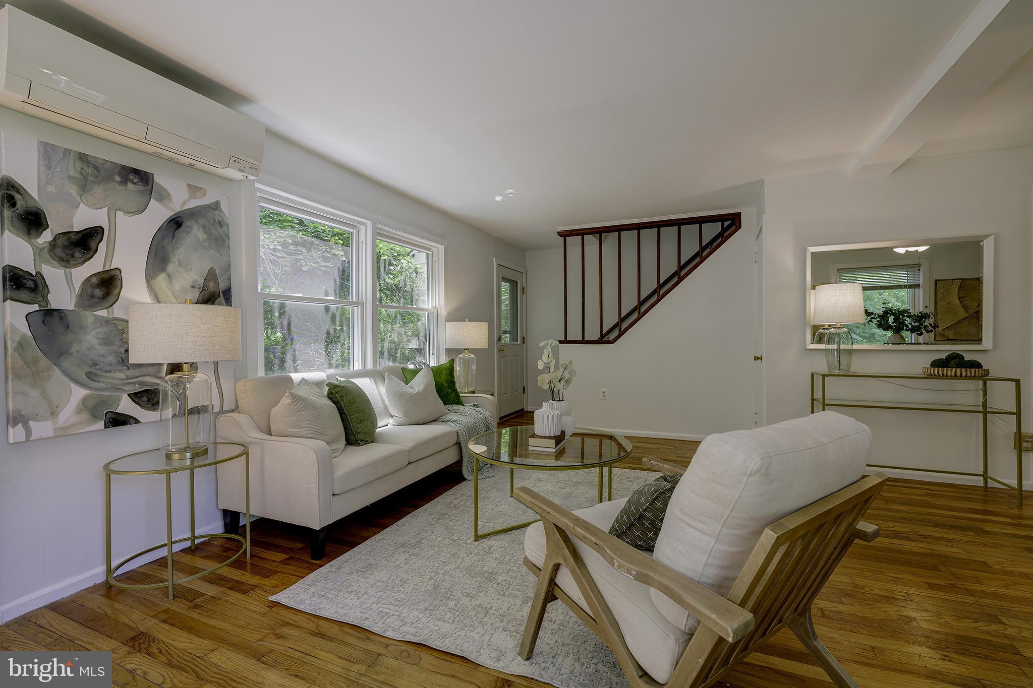 19 HILLSIDE ROAD A