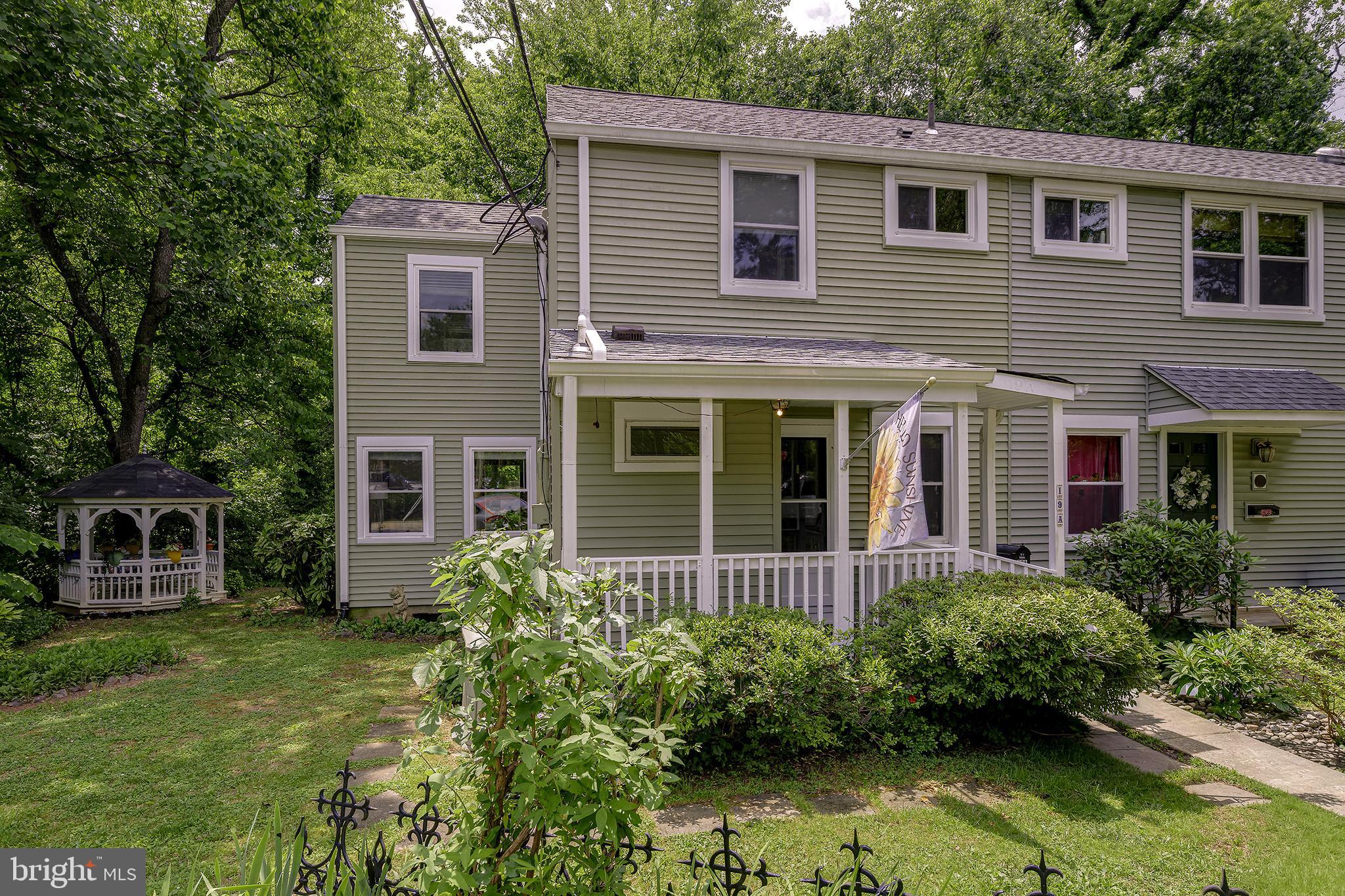 19 HILLSIDE ROAD A