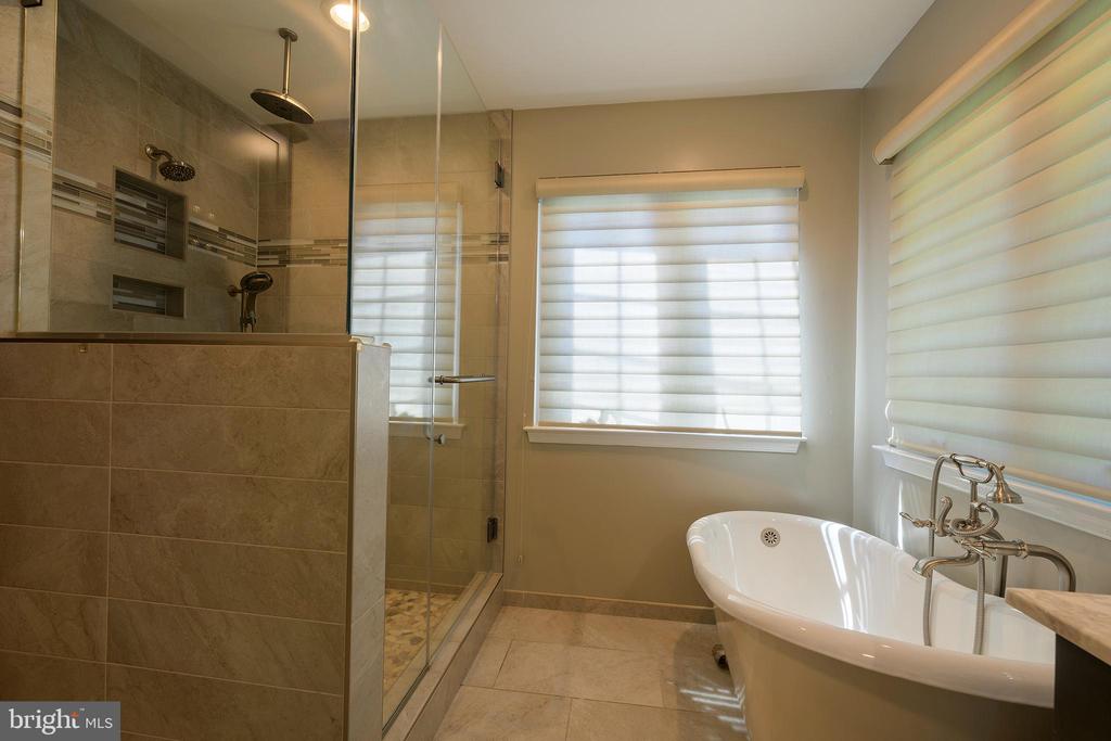 7414 QUIXOTE COURT