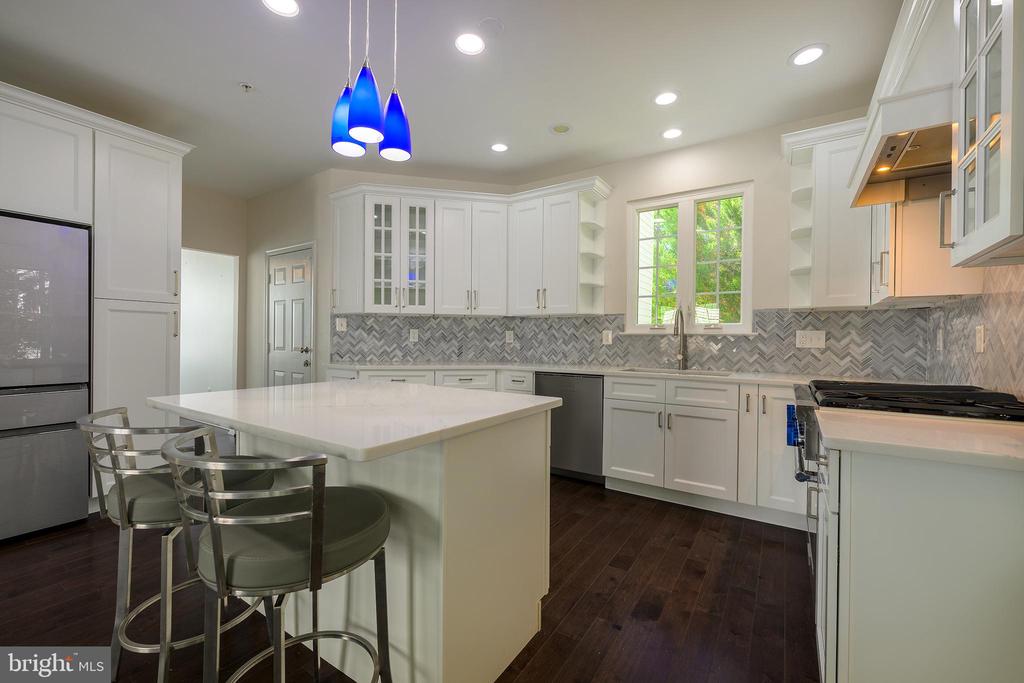 7414 QUIXOTE COURT