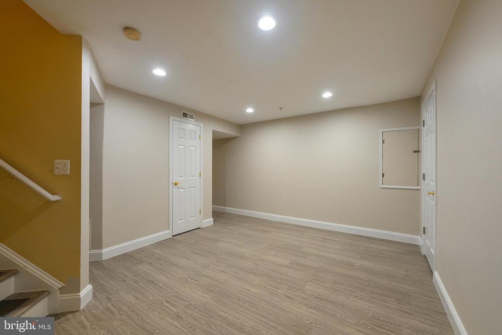 7414 QUIXOTE COURT