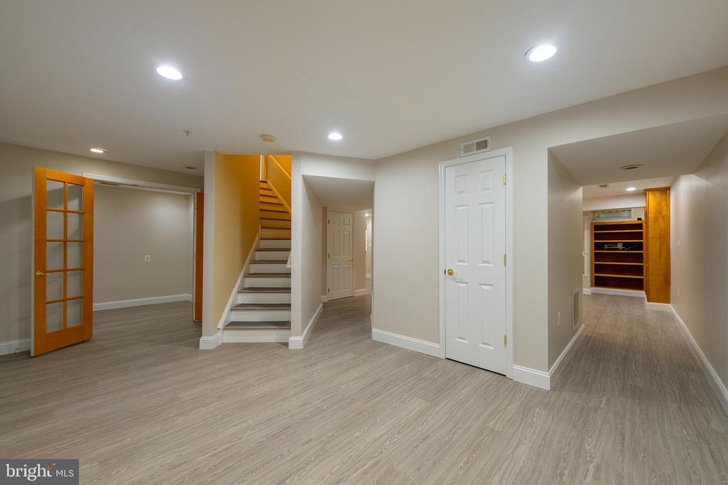 7414 QUIXOTE COURT